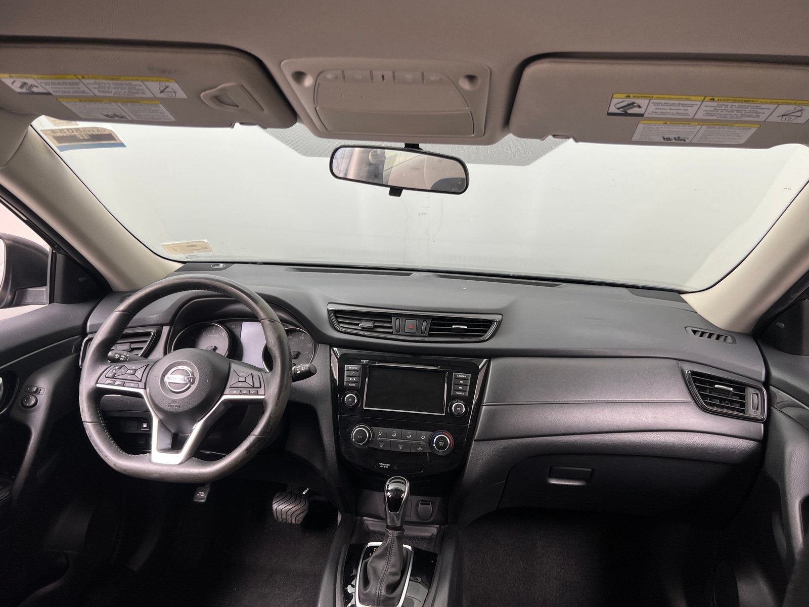 Thumbnail: 2018 Nissan Rogue - 3