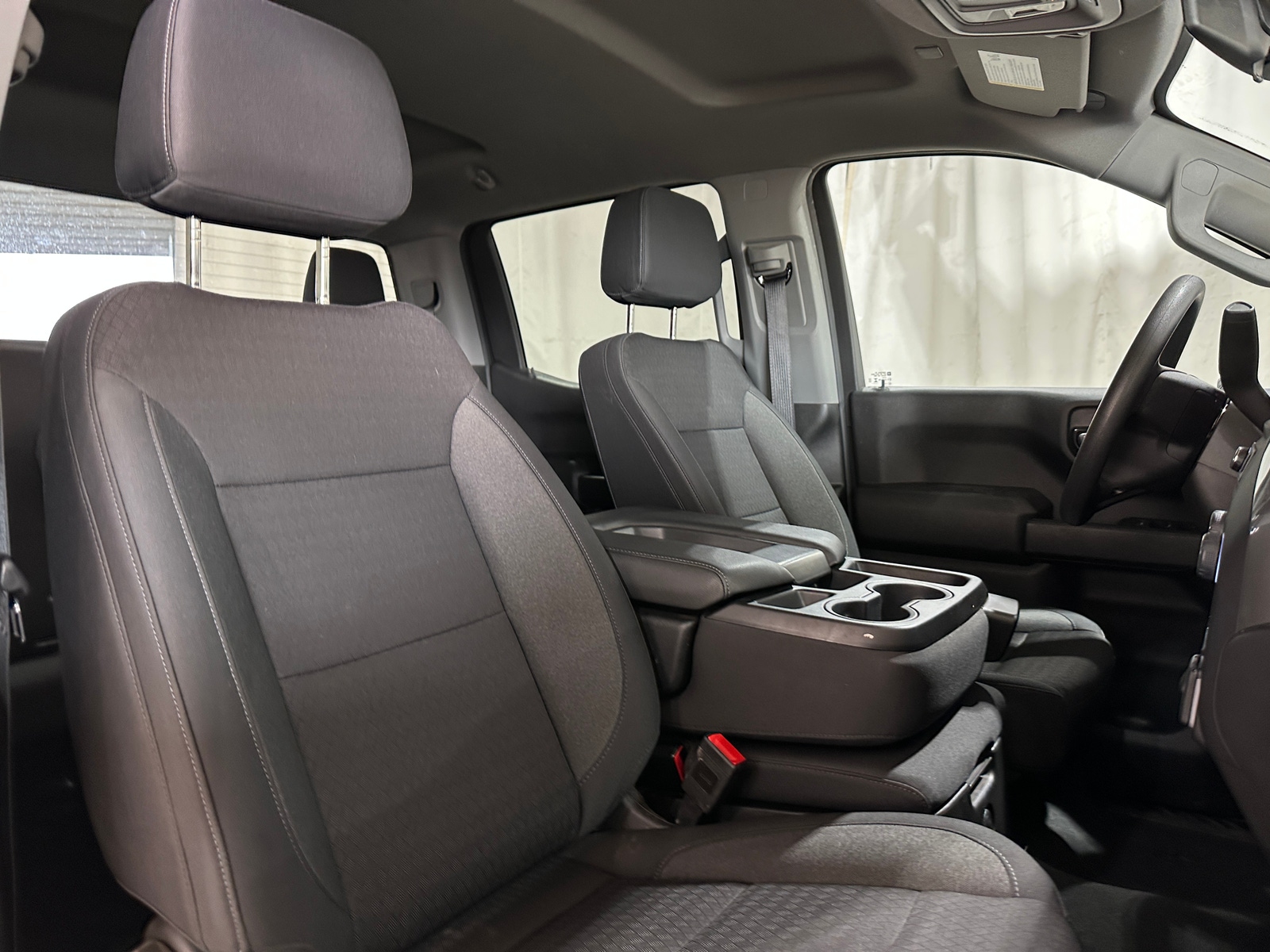 Thumbnail: 2025 Chevrolet Silverado 1500 - 2