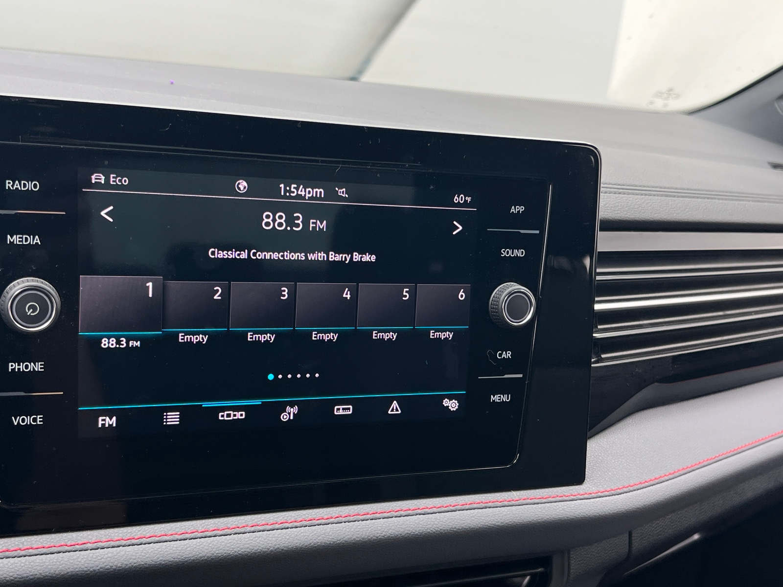 Thumbnail: 2025 Volkswagen Jetta - 3