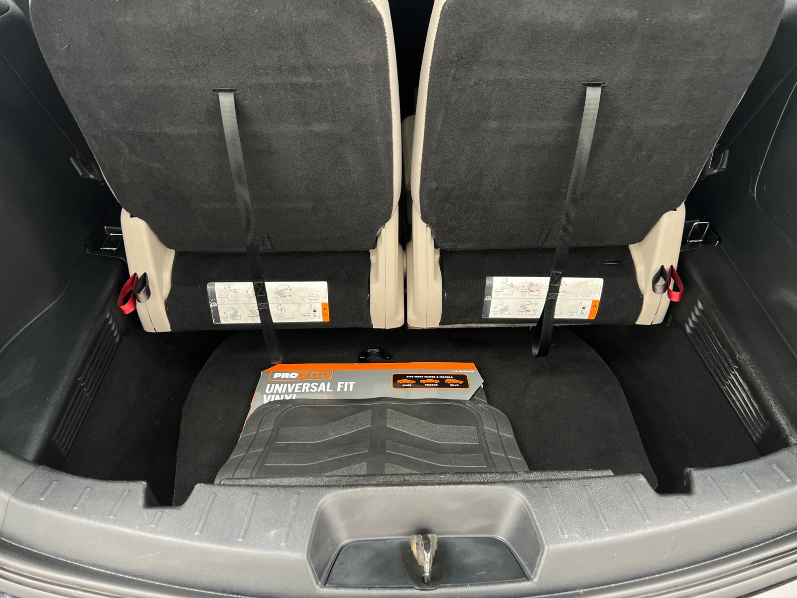 Thumbnail: 2018 Ford Explorer - 7