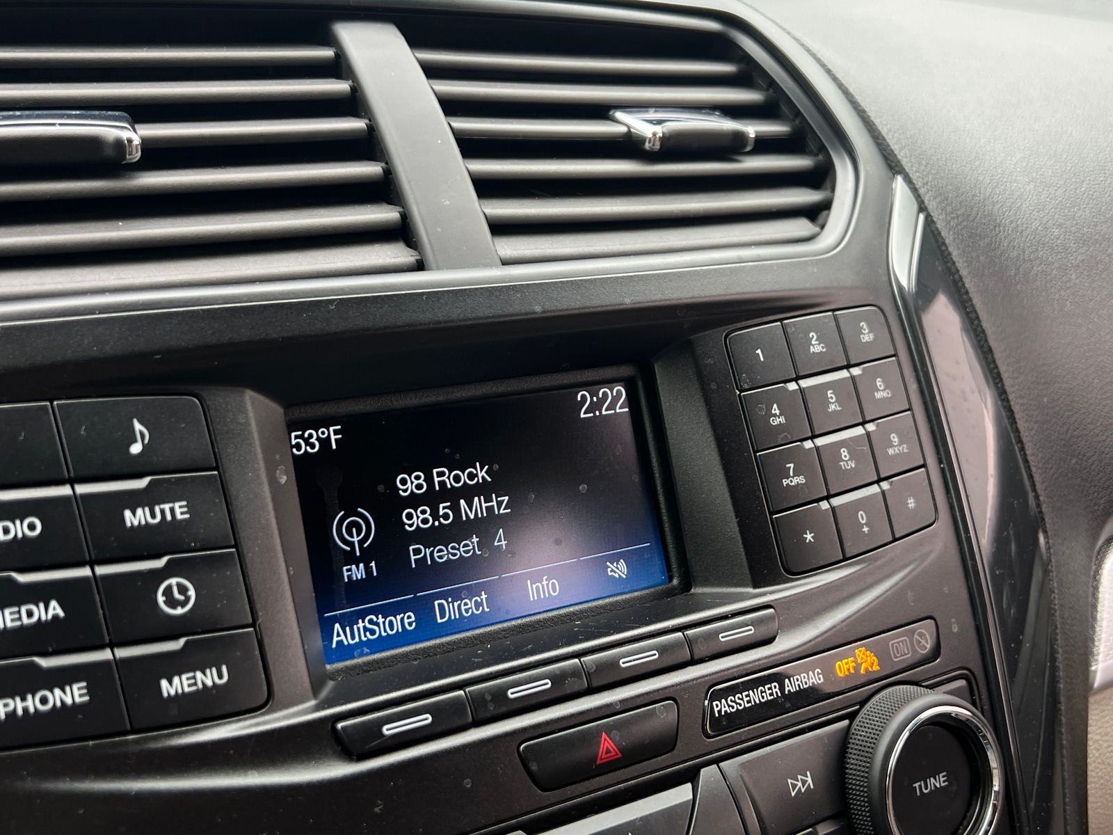 Thumbnail: 2018 Ford Explorer - 4