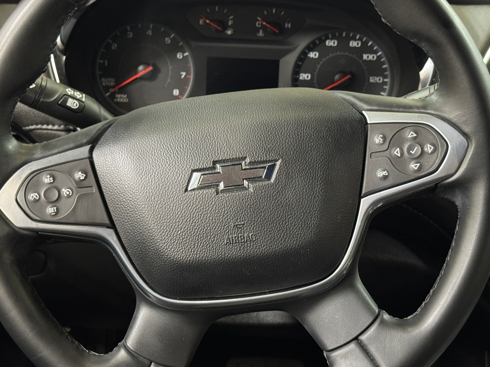 Thumbnail: 2023 Chevrolet Traverse - 5