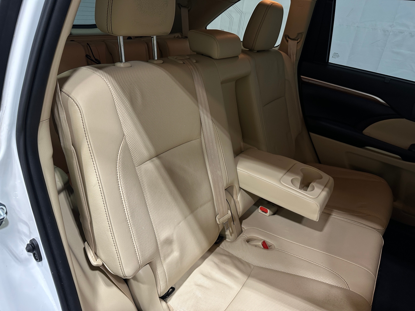 Thumbnail: 2019 Toyota Highlander - 6