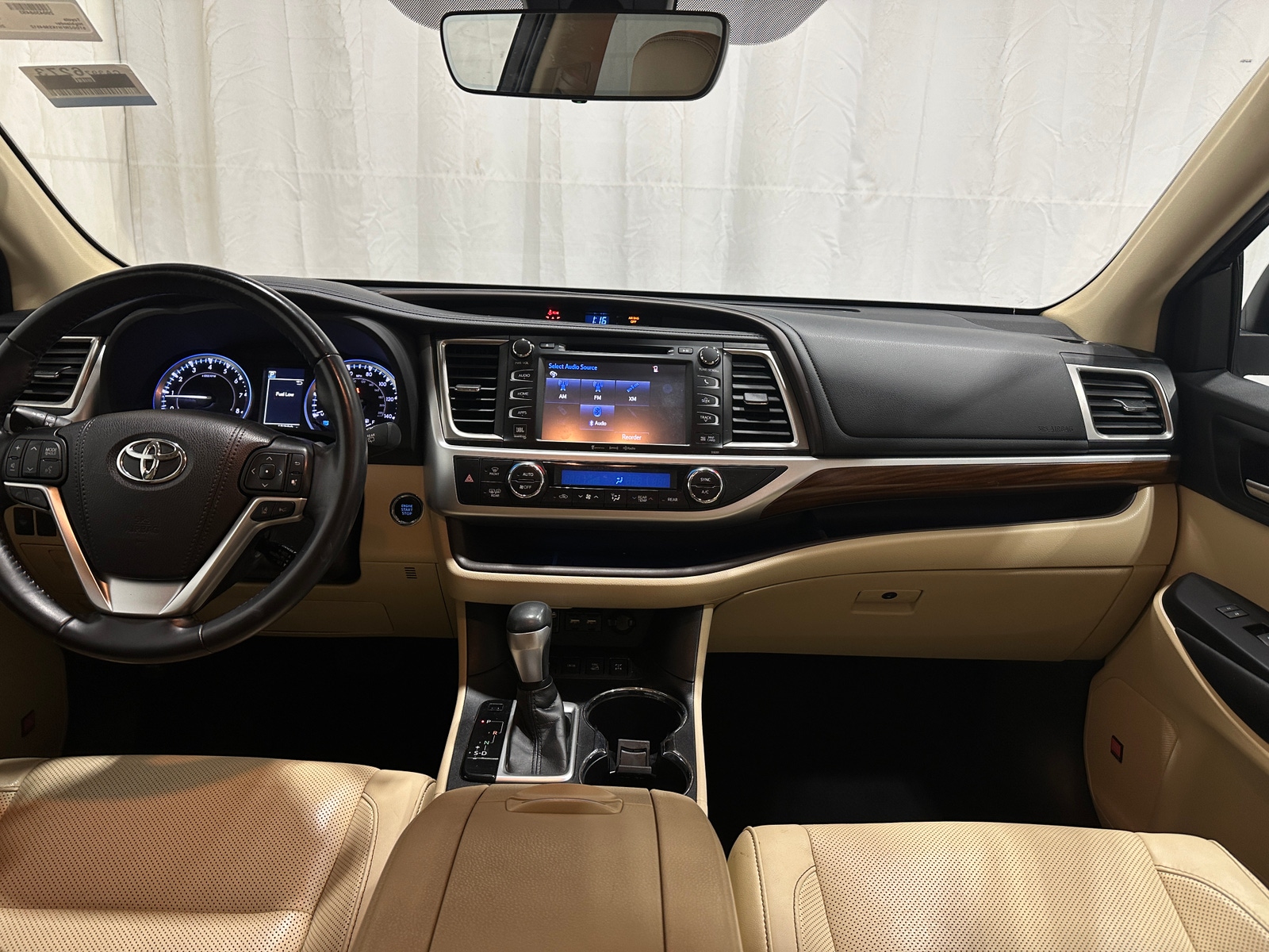 Thumbnail: 2019 Toyota Highlander - 3