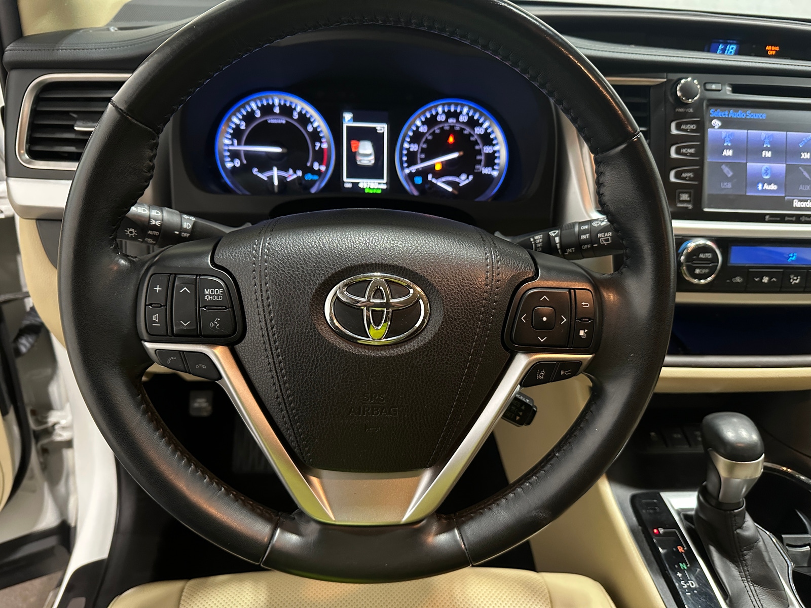 Thumbnail: 2019 Toyota Highlander - 5