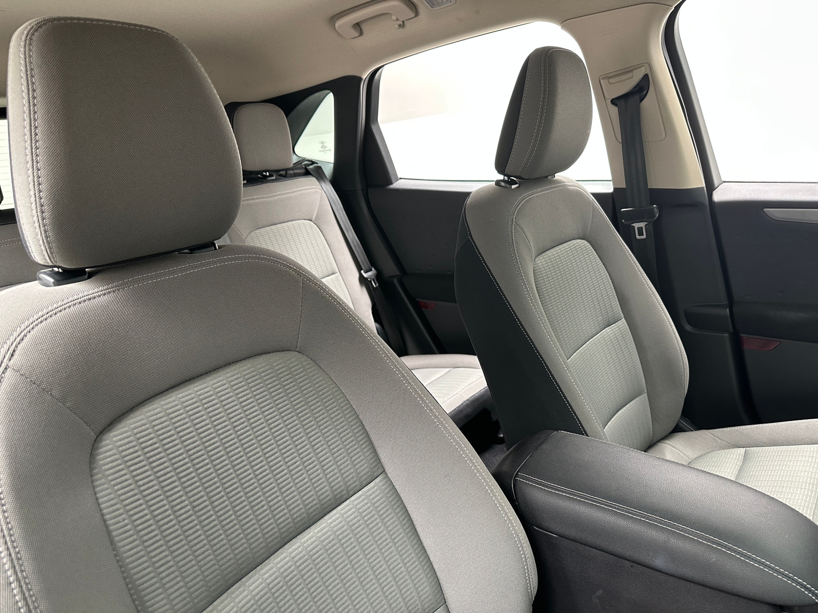 Thumbnail: 2020 Ford Escape - 2