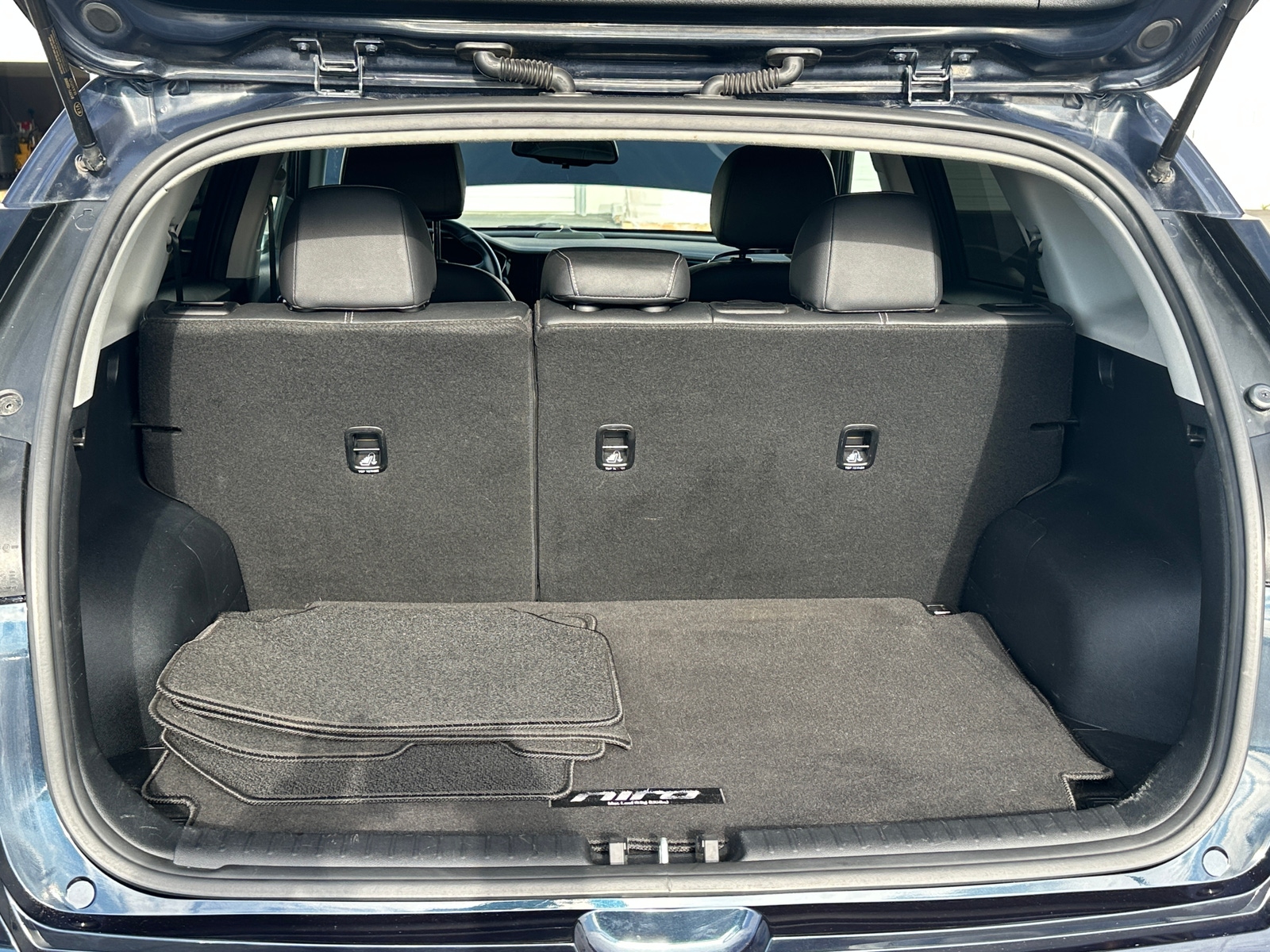 Thumbnail: 2021 Kia Niro - 6