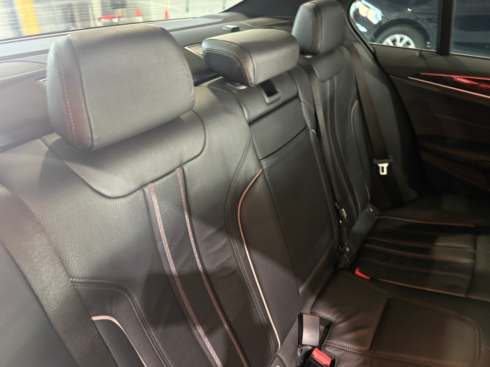 Thumbnail: 2018 BMW 5 Series - 5