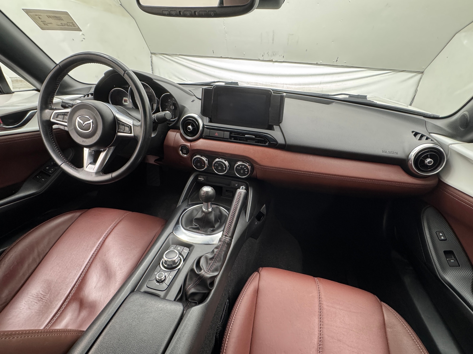 Thumbnail: 2019 Mazda MX-5 Miata - 2