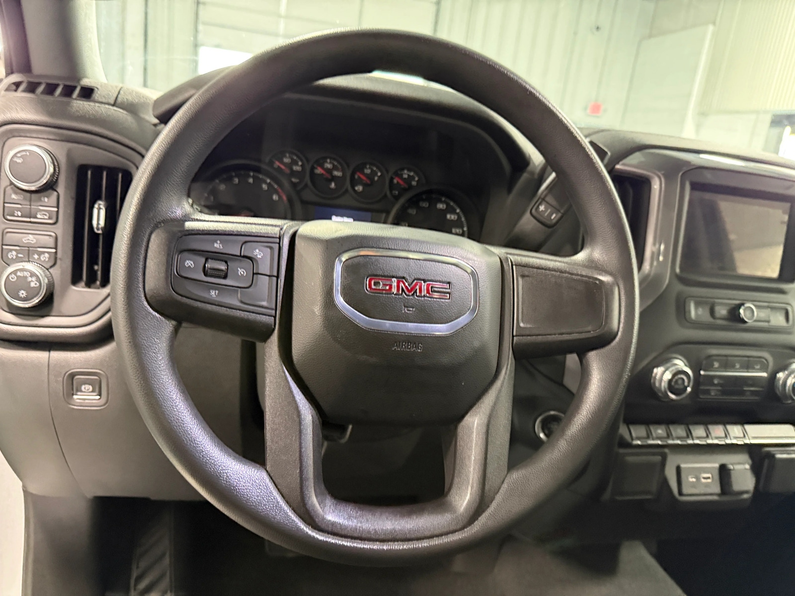 Thumbnail: 2022 GMC Sierra 1500 - 5