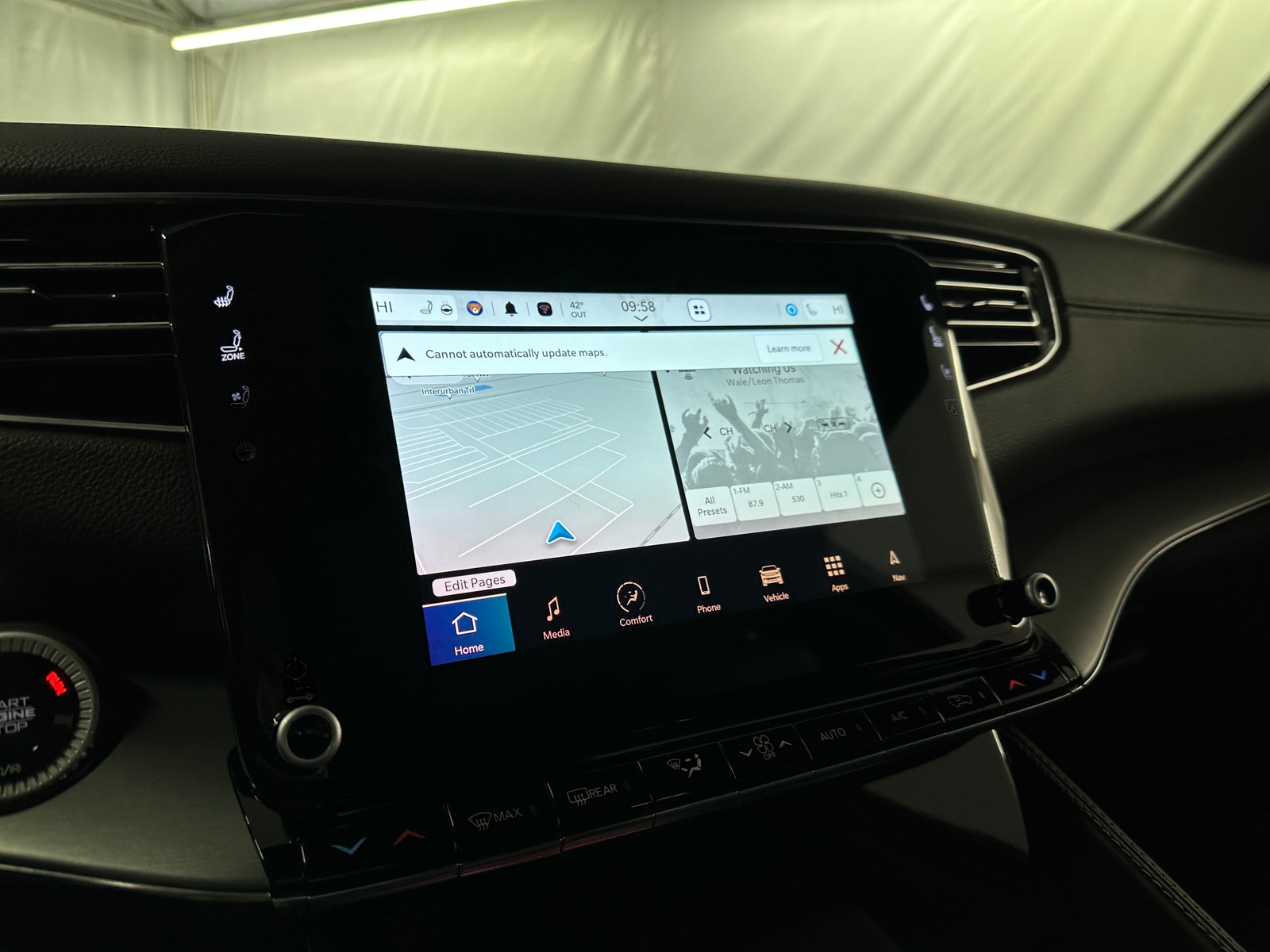 Thumbnail: 2024 Jeep Wagoneer - 3