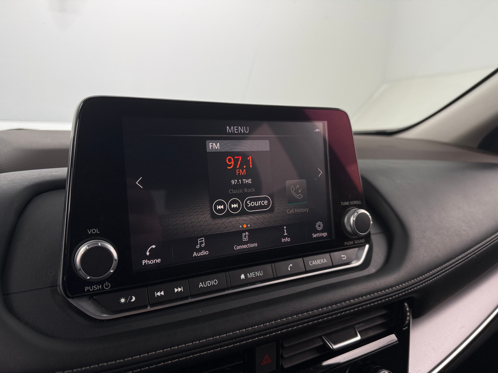 Thumbnail: 2021 Nissan Rogue - 4