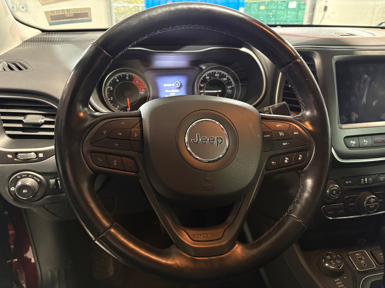 Thumbnail: 2020 Jeep Cherokee - 4