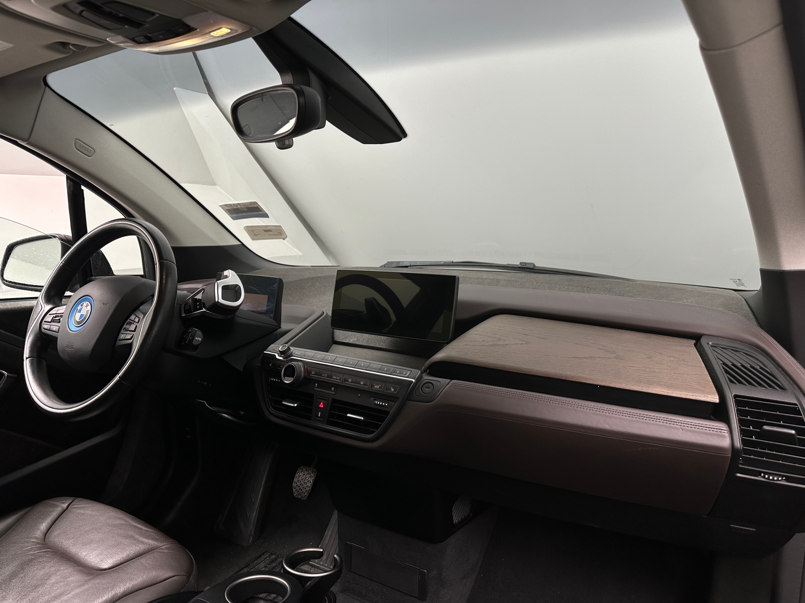 Thumbnail: 2019 BMW i3 - 3