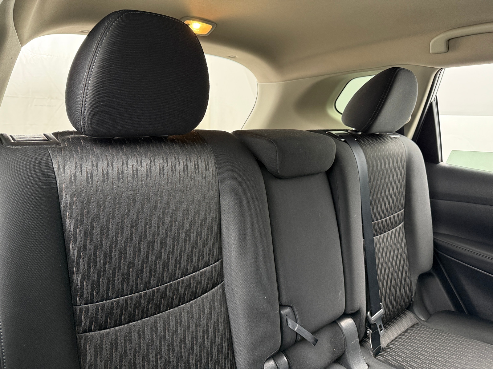 Thumbnail: 2017 Nissan Rogue - 6