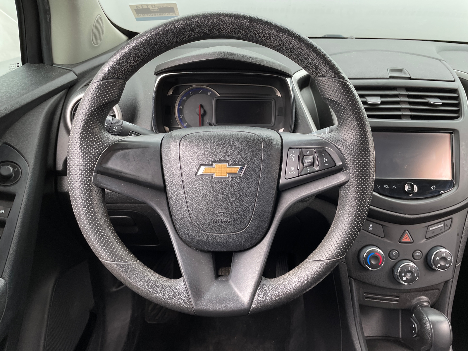 Thumbnail: 2015 Chevrolet Trax - 5