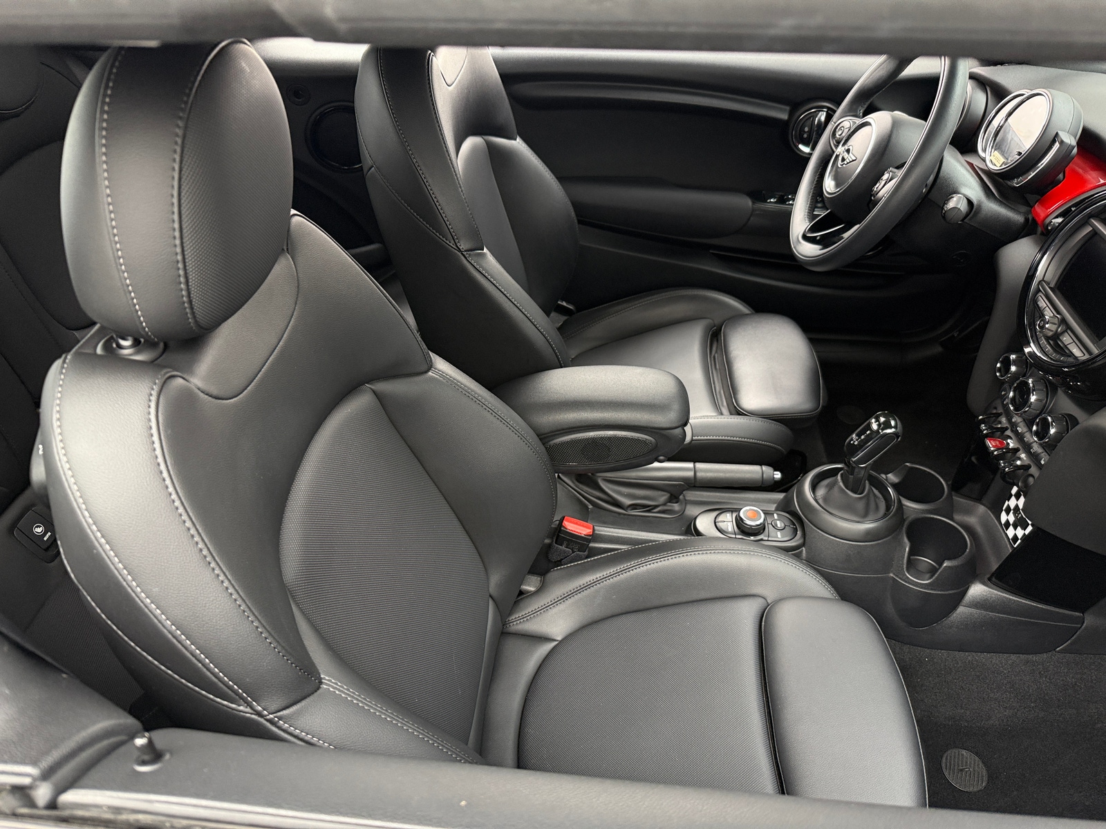 Thumbnail: 2020 MINI Cooper Convertible - 2