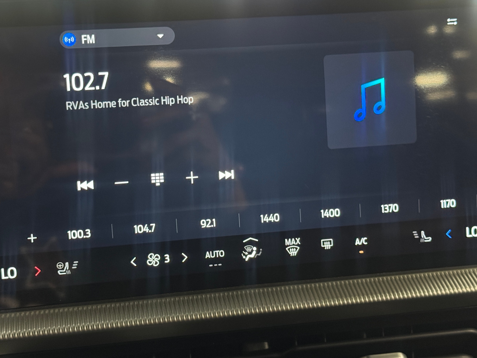 Thumbnail: 2025 Ford Explorer - 3