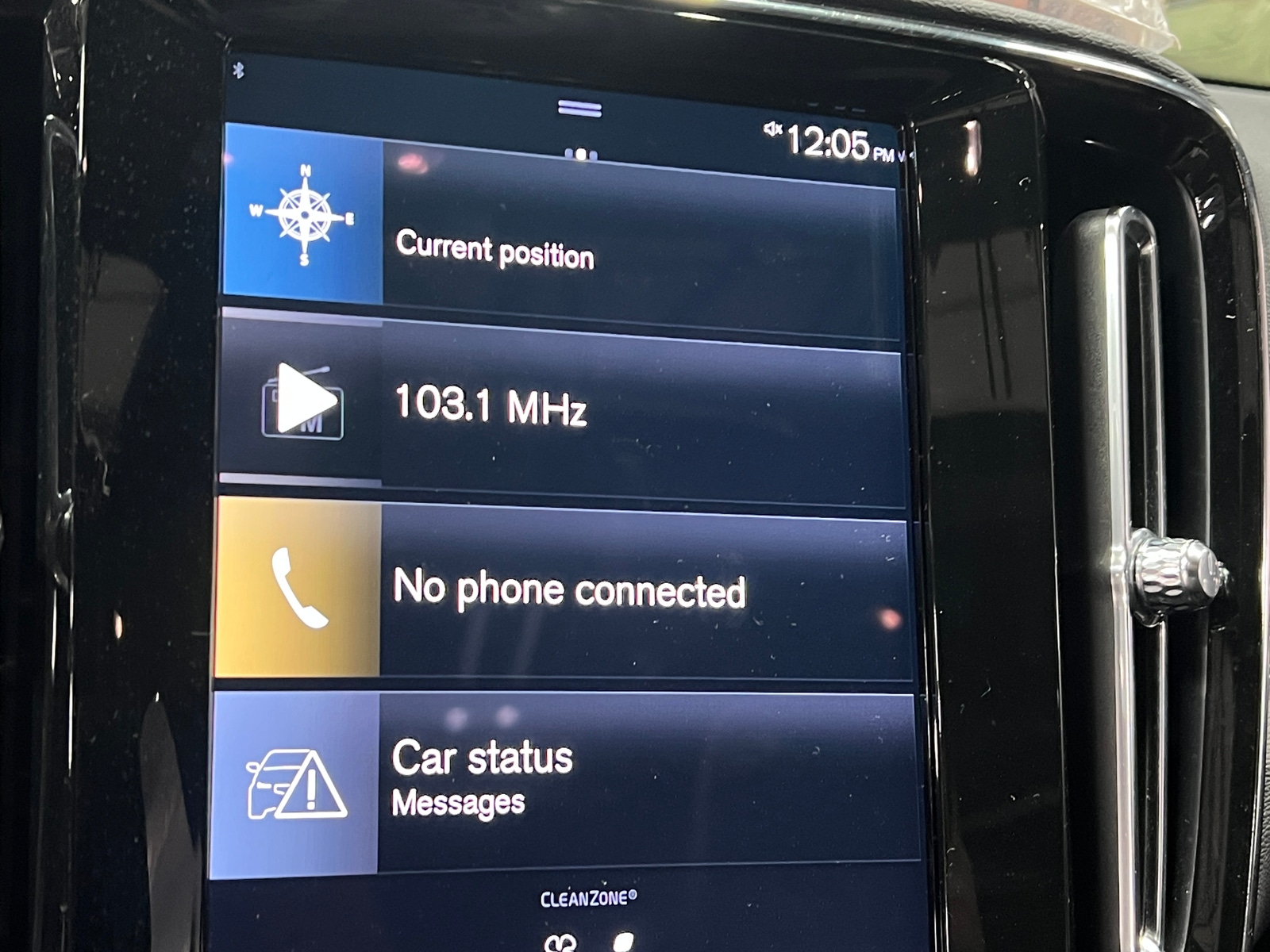 Thumbnail: 2021 Volvo XC40 - 3