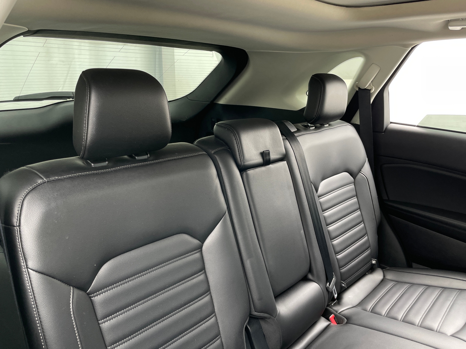 Thumbnail: 2020 Ford Edge - 5