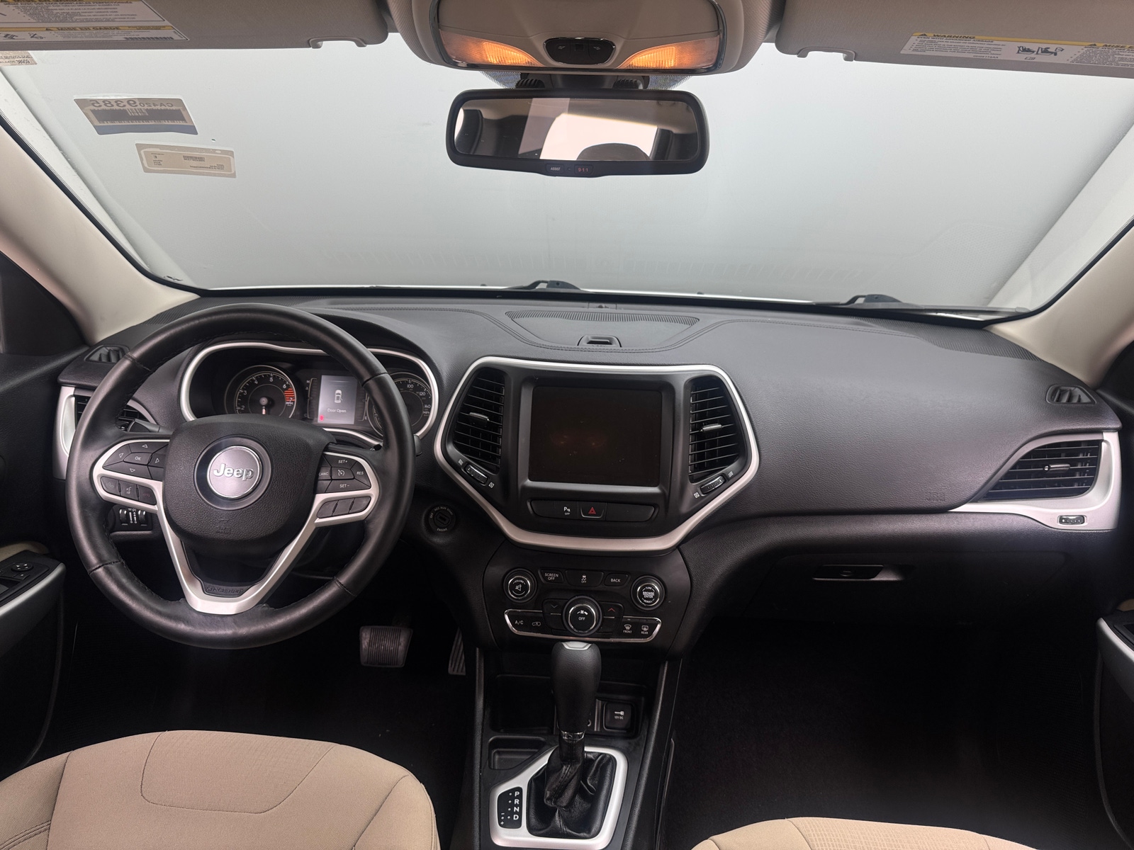 Thumbnail: 2017 Jeep Cherokee - 3