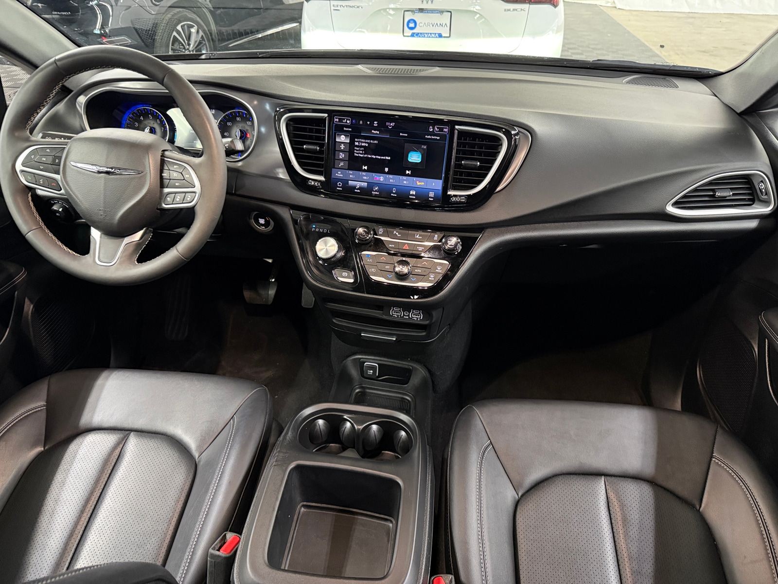 Thumbnail: 2025 Chrysler Pacifica - 2