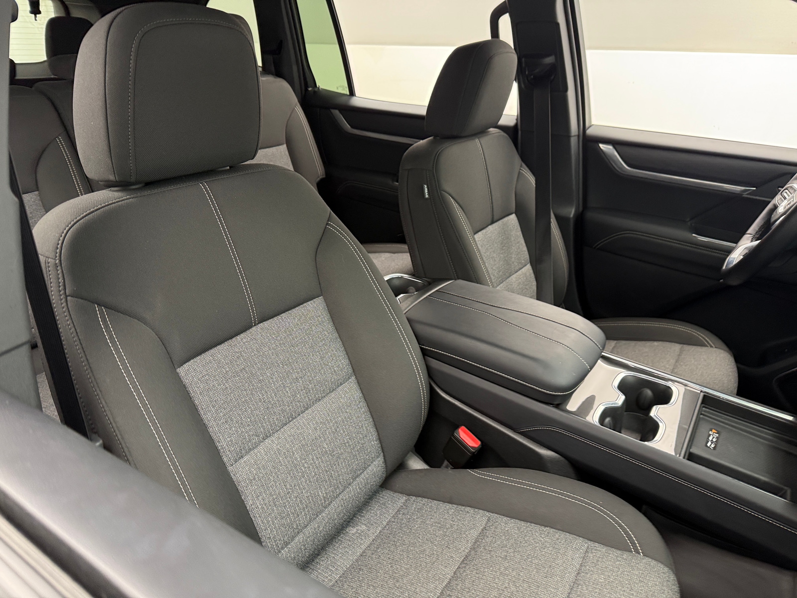 Thumbnail: 2025 GMC Acadia - 2