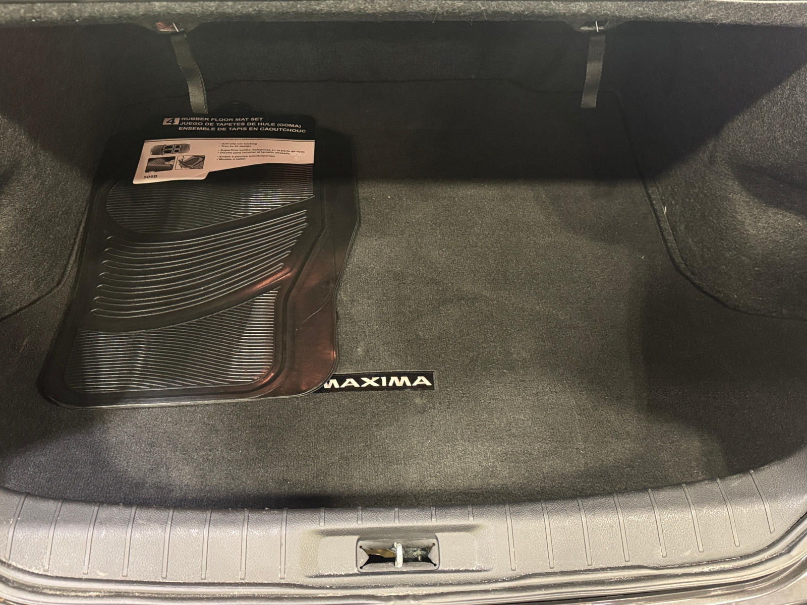 Thumbnail: 2017 Nissan Maxima - 6