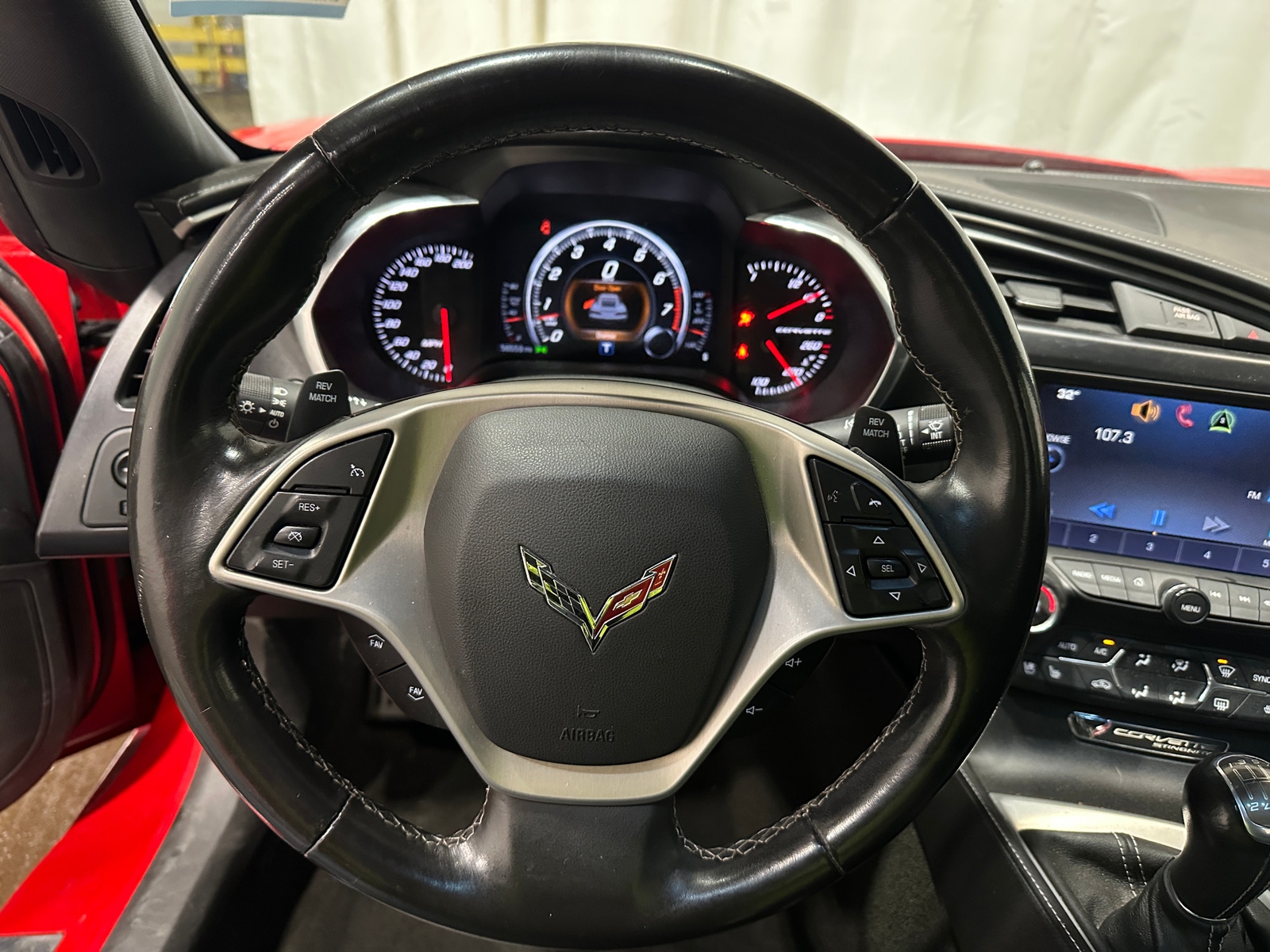 Thumbnail: 2014 Chevrolet Corvette - 3