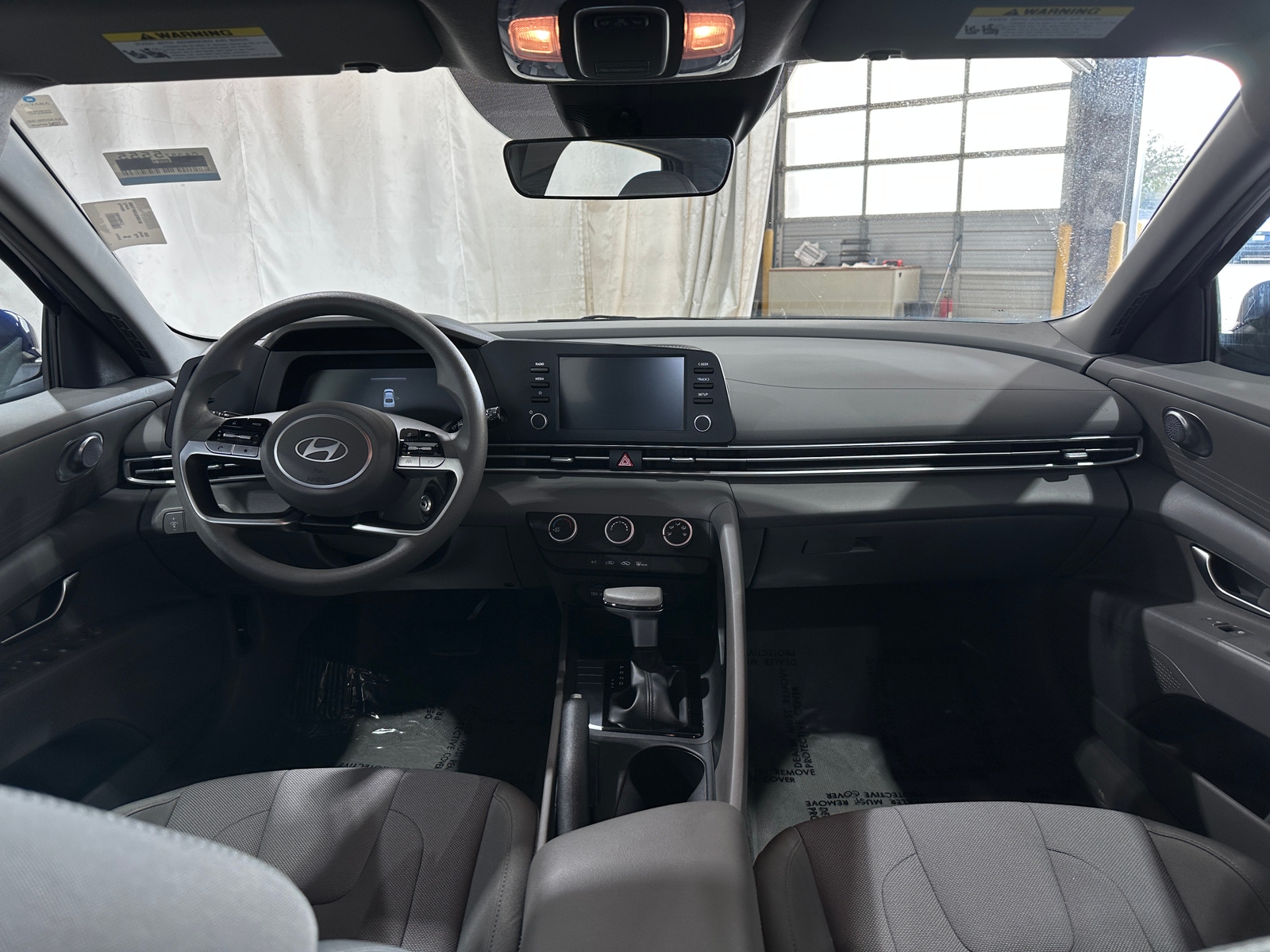 Thumbnail: 2025 Hyundai Elantra - 3