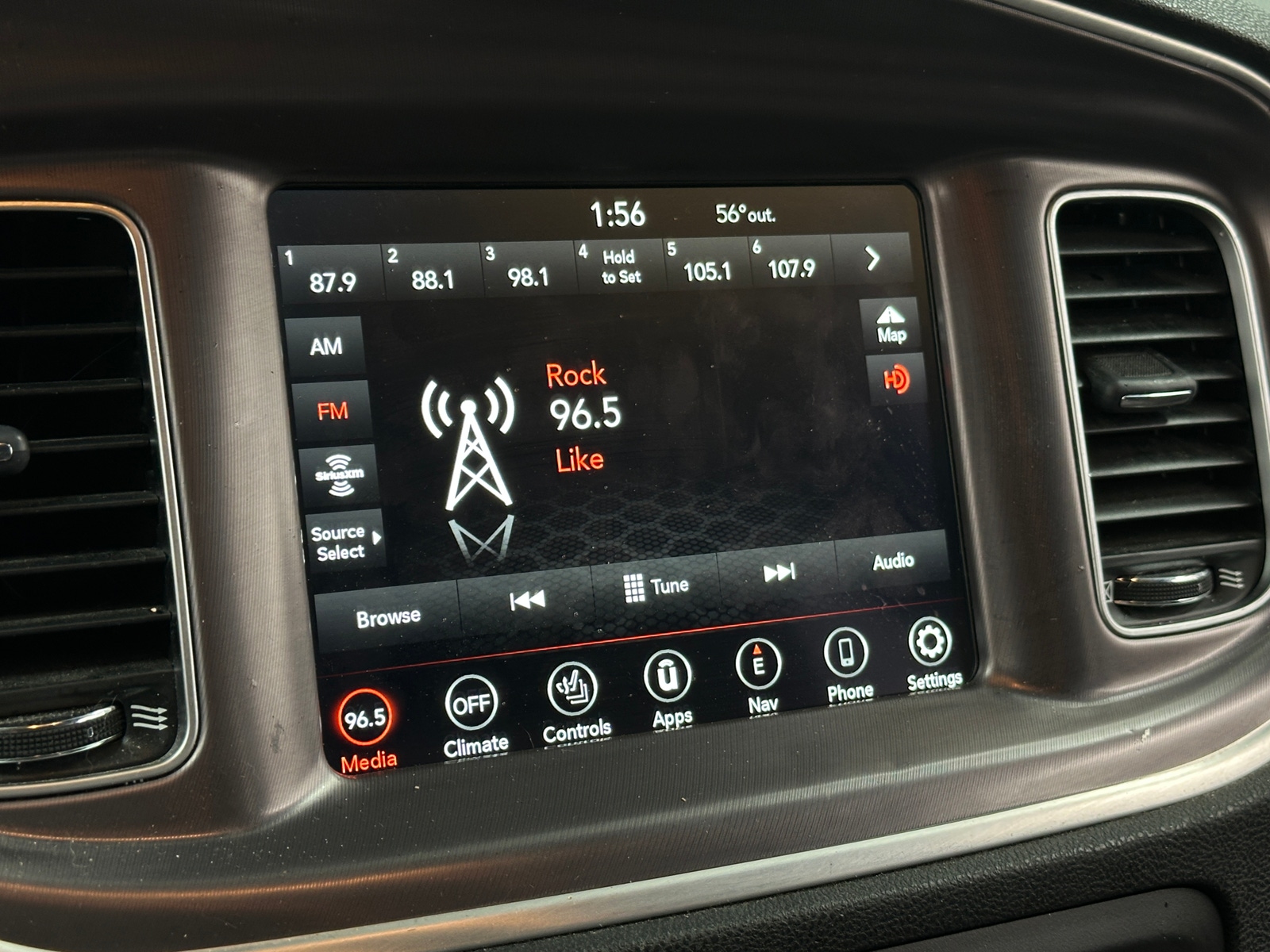 Thumbnail: 2022 Dodge Charger - 4