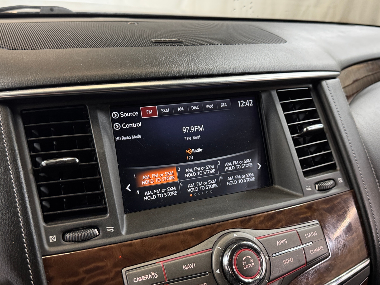 Thumbnail: 2020 Nissan Armada - 3