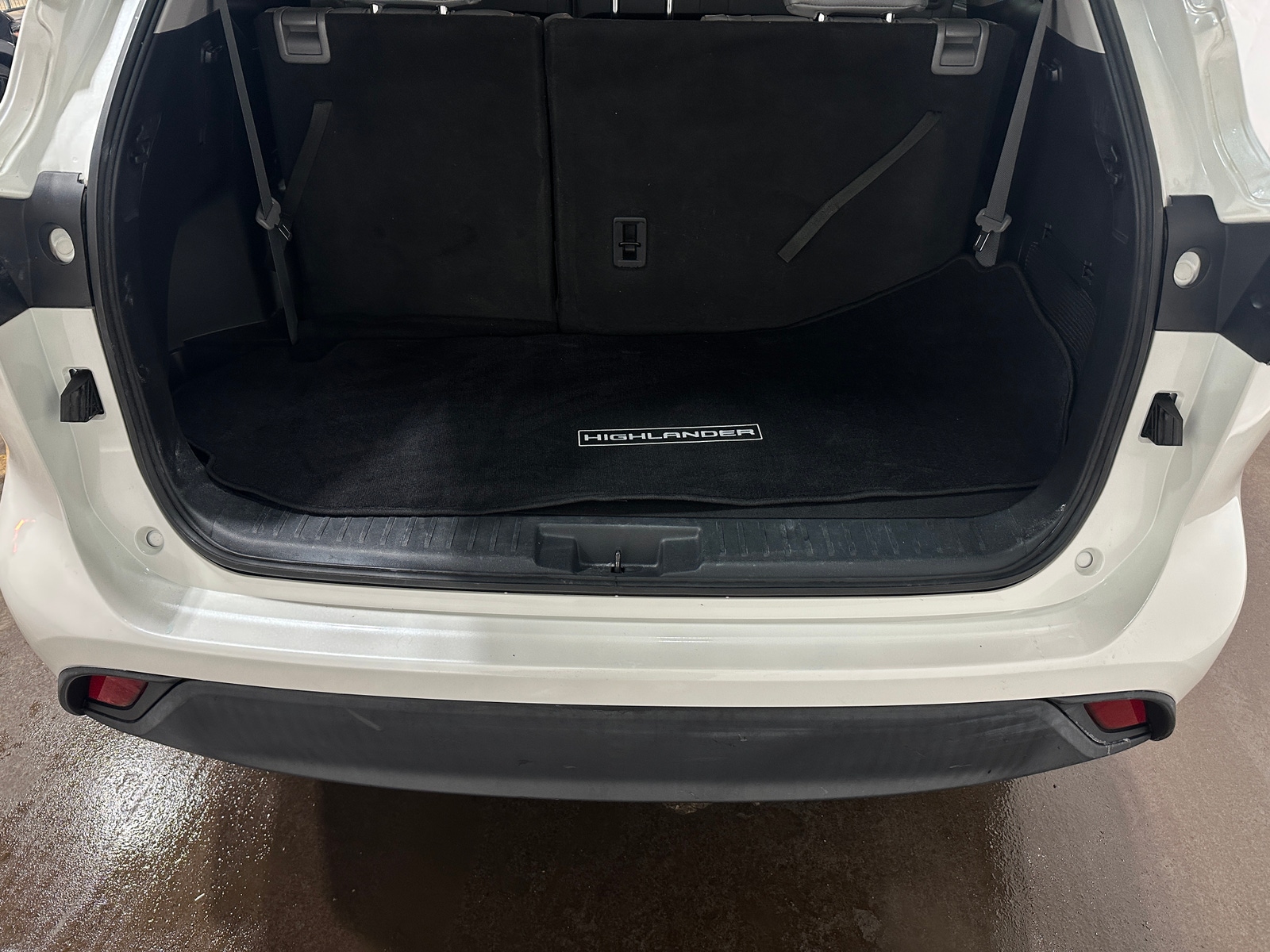 Thumbnail: 2020 Toyota Highlander - 6