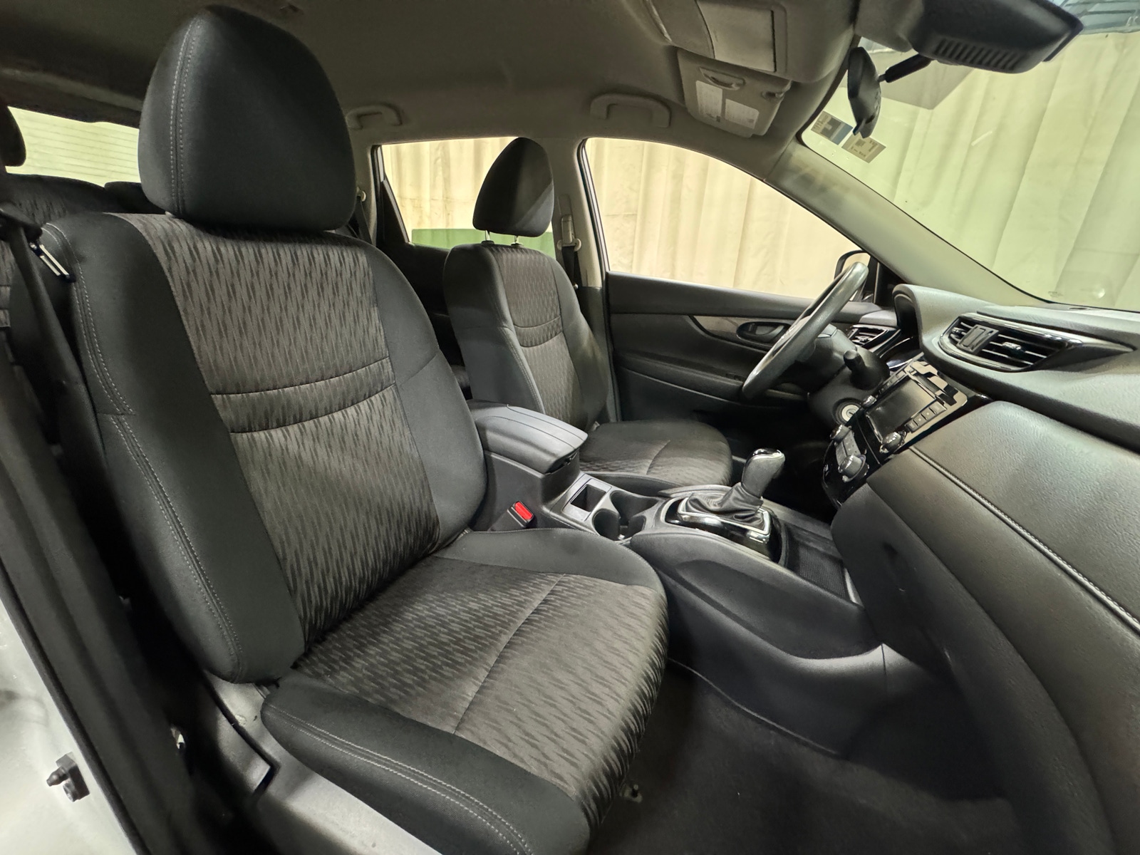 Thumbnail: 2019 Nissan Rogue - 2