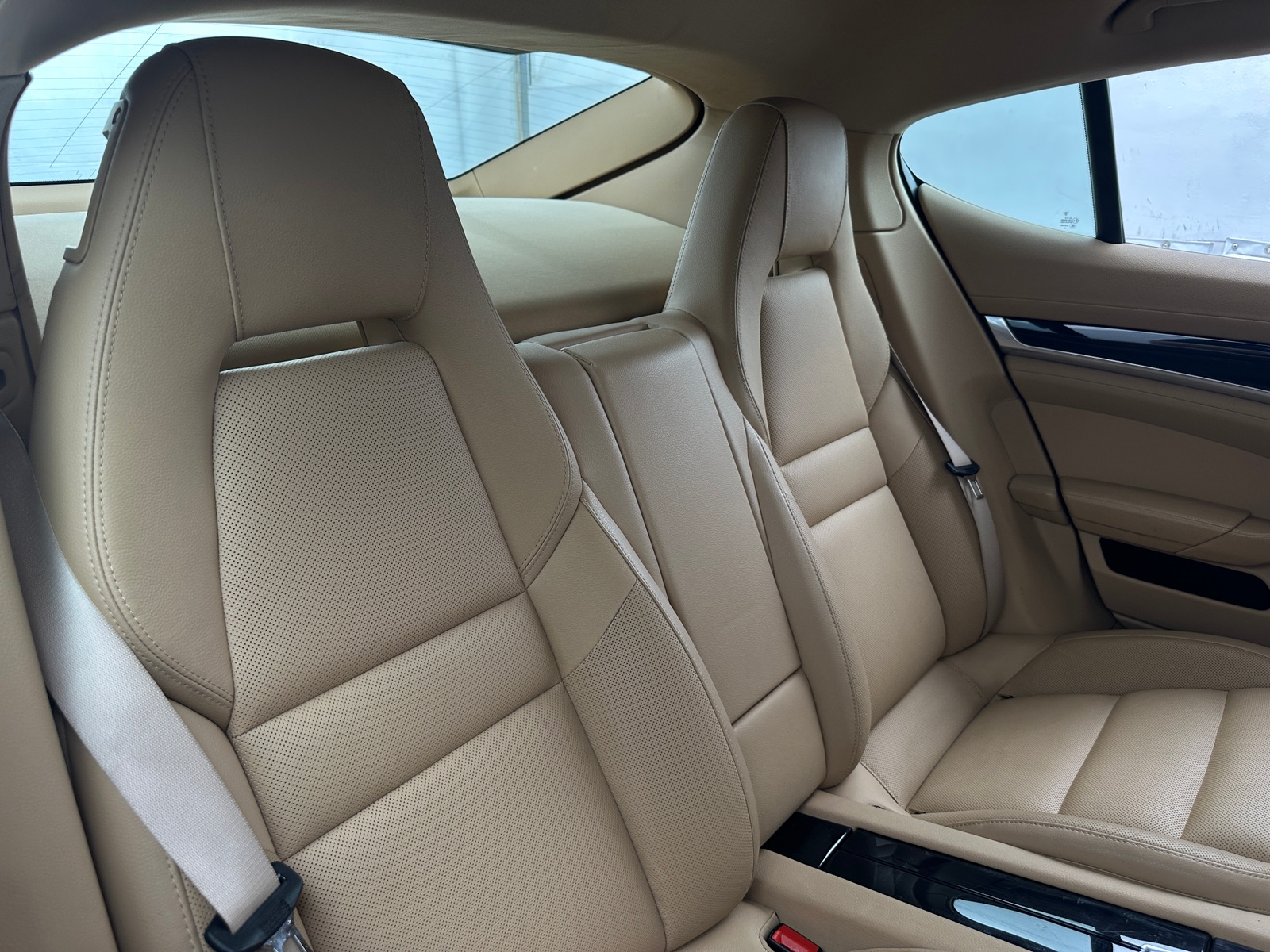 Thumbnail: 2015 Porsche Panamera - 5