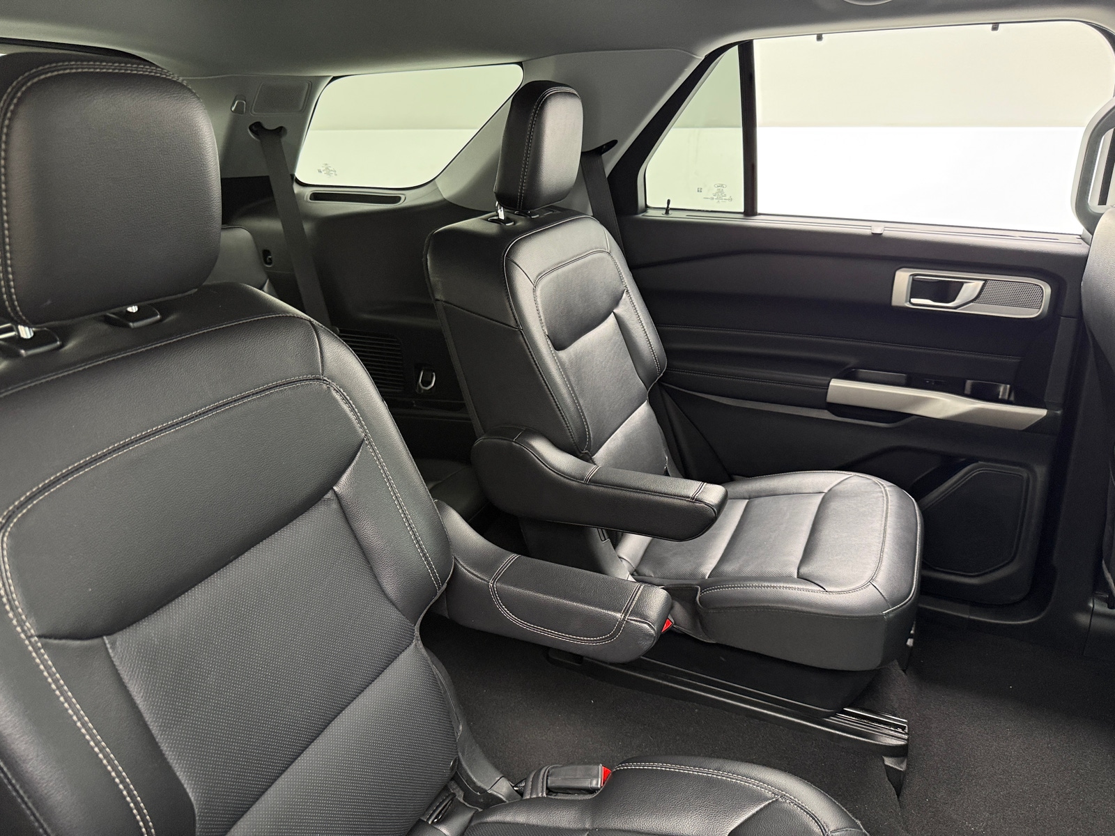 Thumbnail: 2024 Ford Explorer - 5