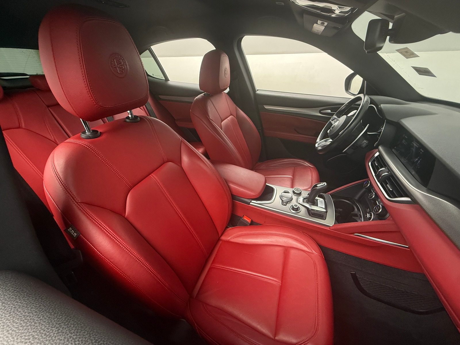 Thumbnail: 2020 Alfa Romeo Stelvio - 2