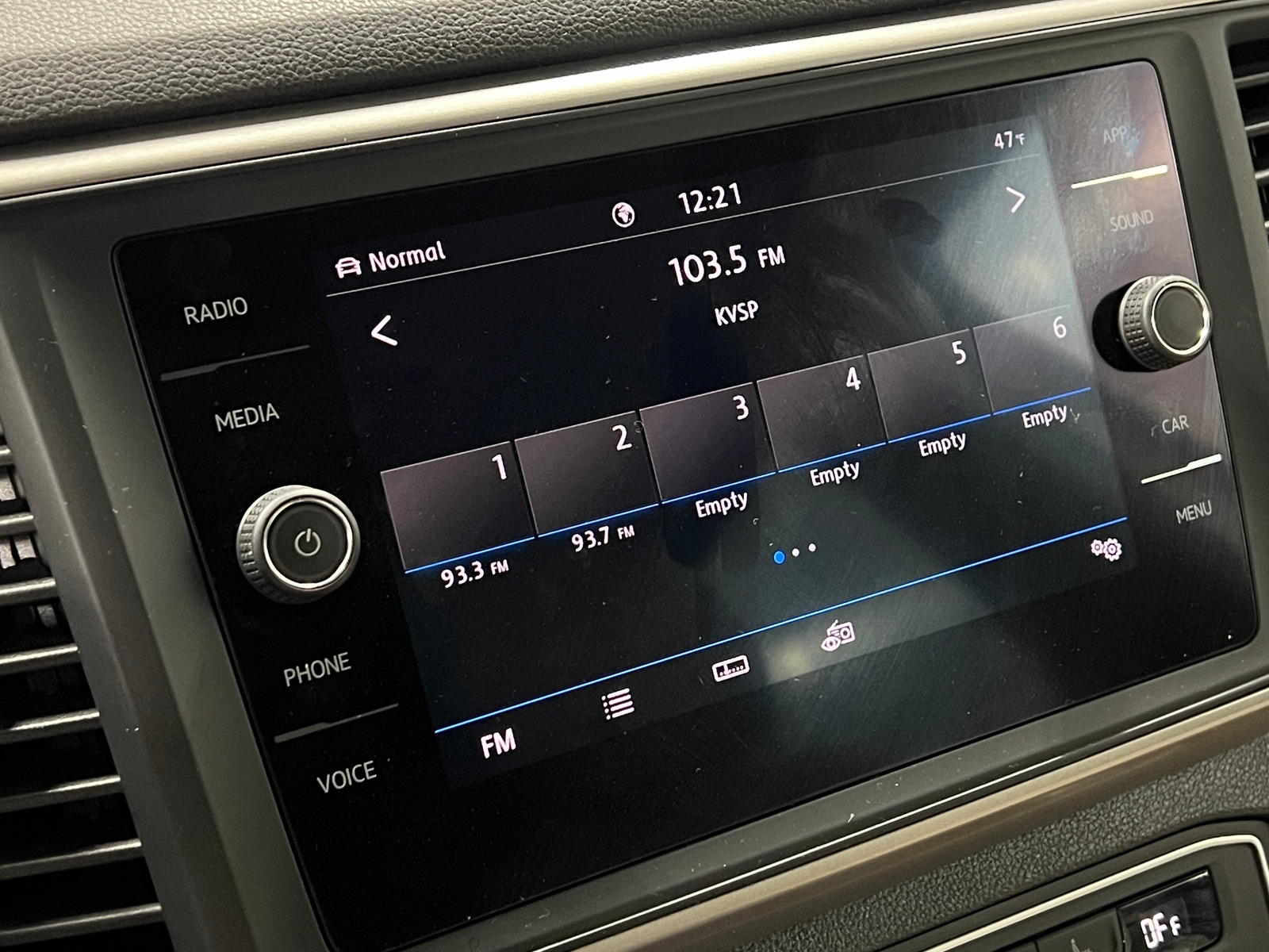 Thumbnail: 2020 Volkswagen Atlas - 3