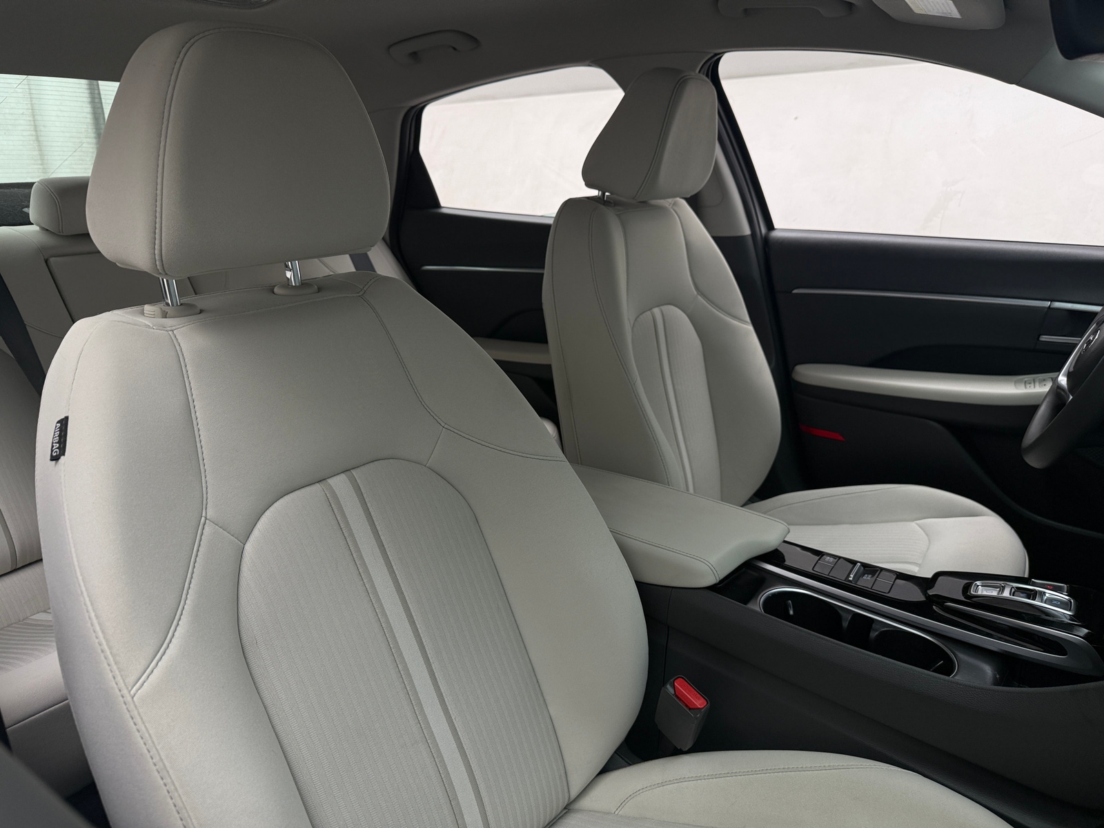 Thumbnail: 2023 Hyundai Sonata - 2