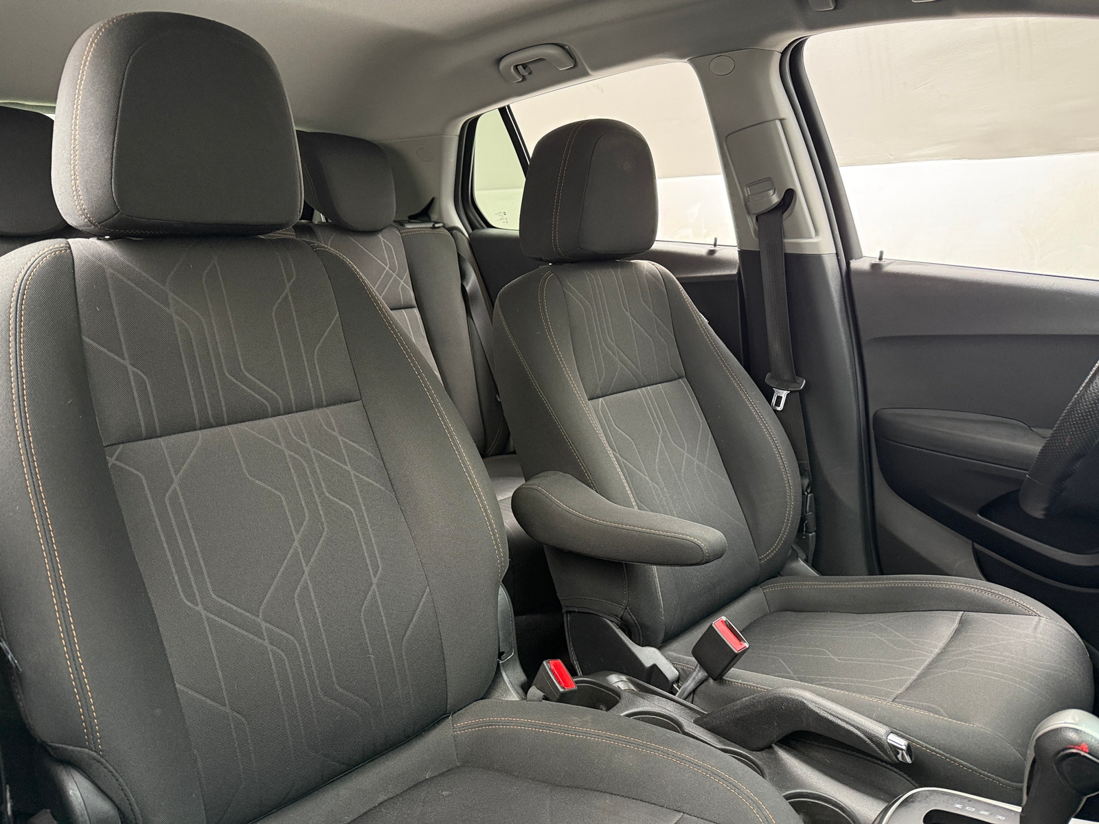 Thumbnail: 2017 Chevrolet Trax - 2