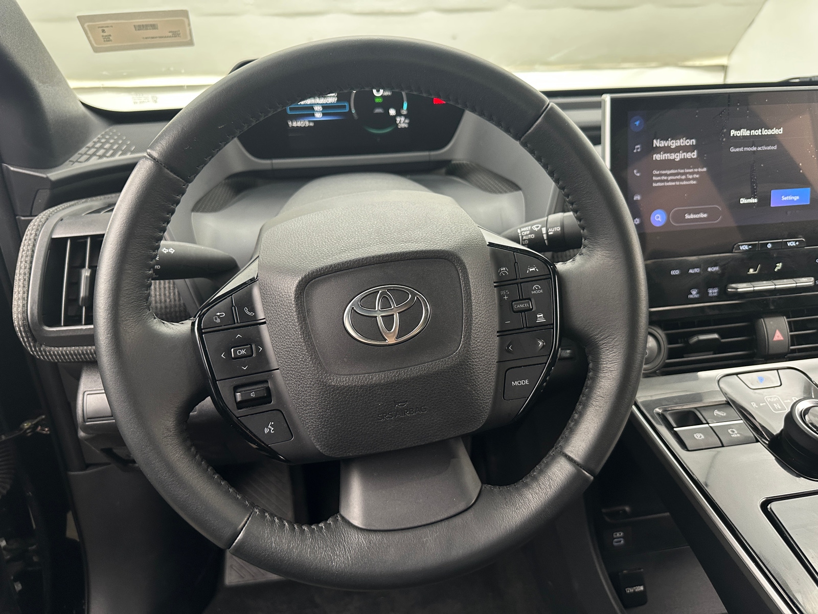 Thumbnail: 2023 Toyota bZ4X - 4