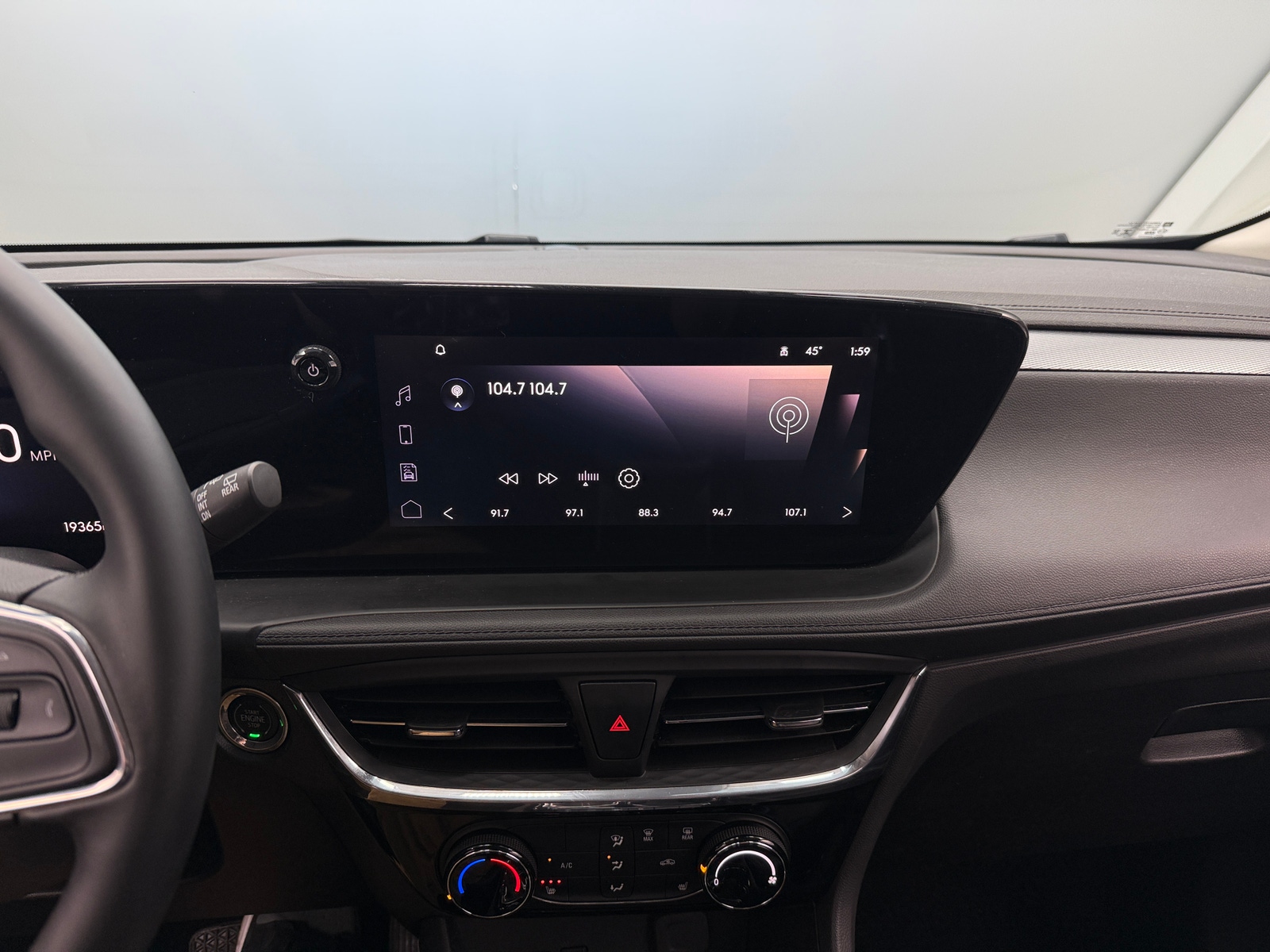 Thumbnail: 2025 Buick Encore GX - 3