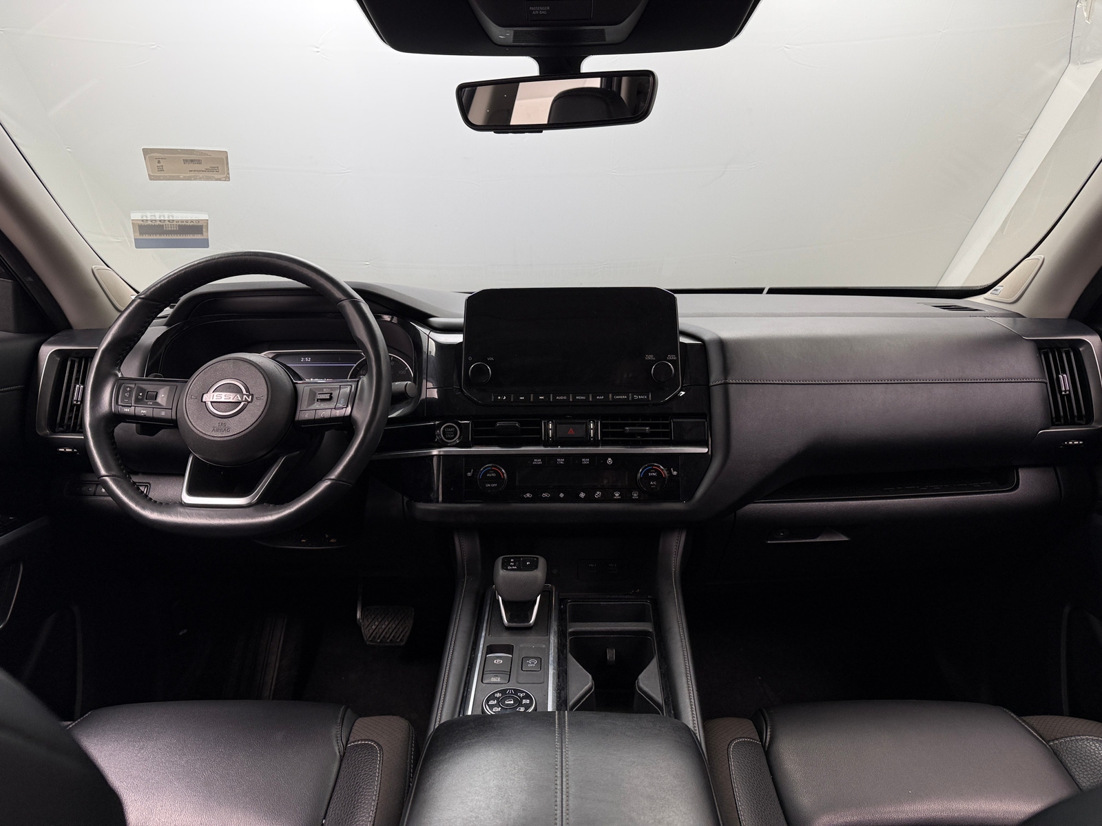 Thumbnail: 2023 Nissan Pathfinder - 2