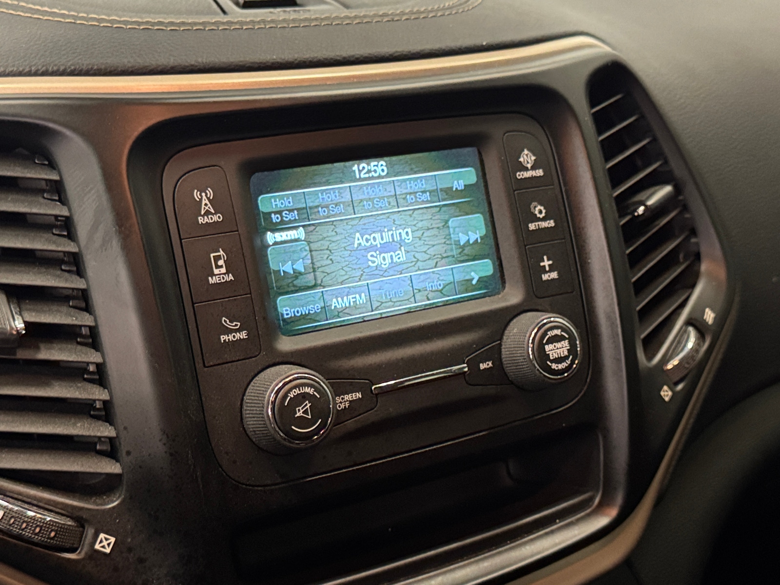 Thumbnail: 2016 Jeep Cherokee - 4