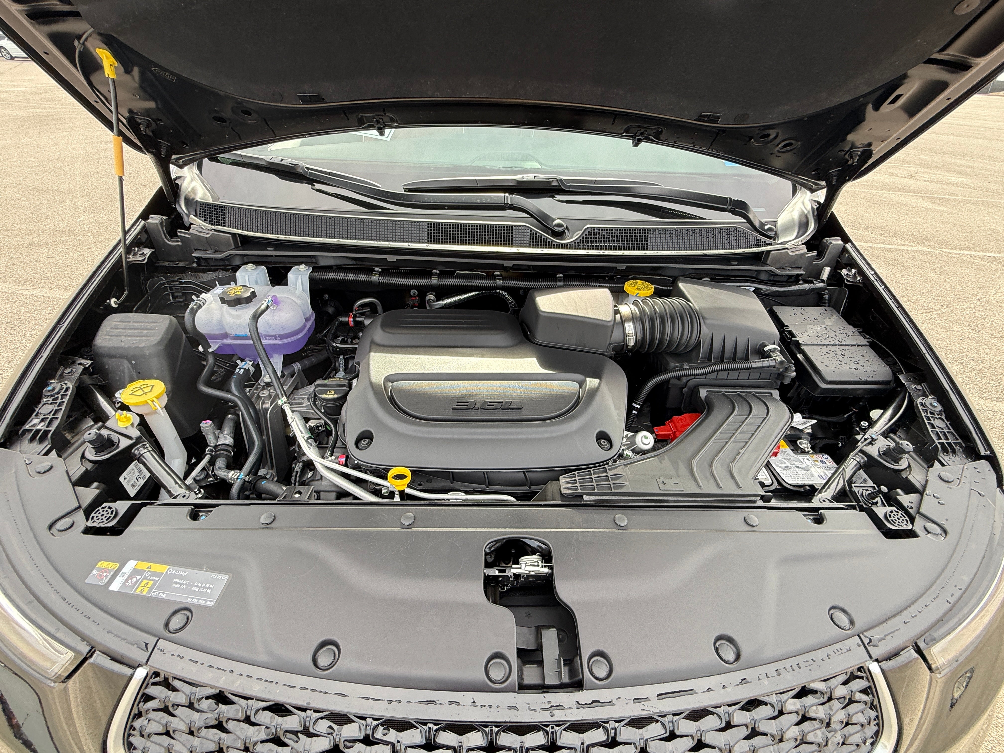 2026 Chrysler Pacifica Pinnacle's photo