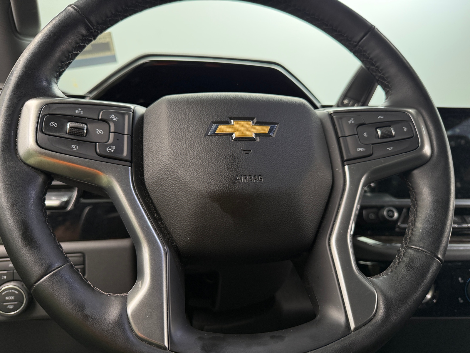 Thumbnail: 2023 Chevrolet Silverado 1500 - 5