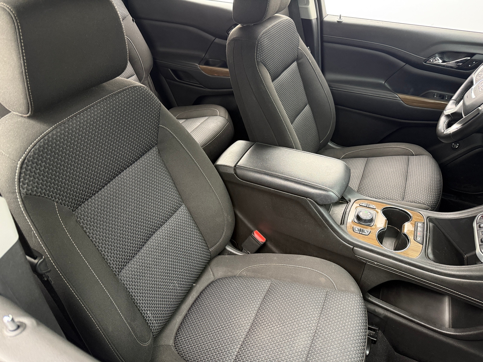 Thumbnail: 2020 GMC Acadia - 2