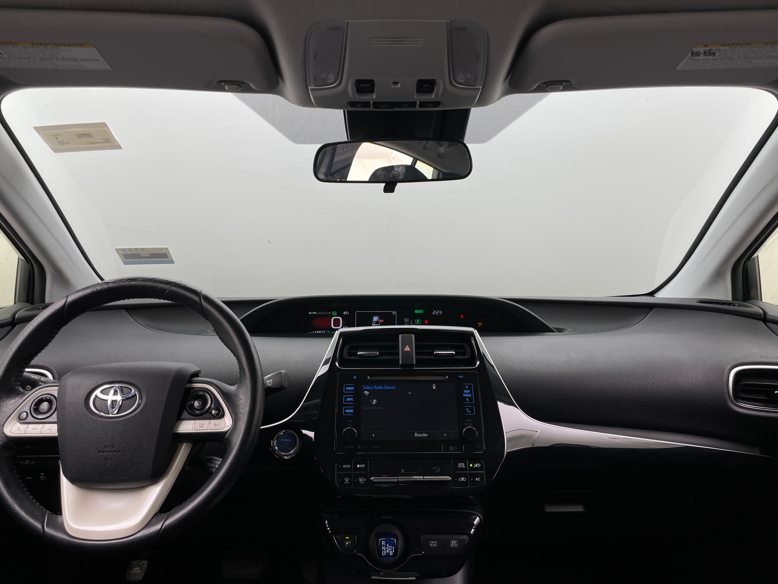 Thumbnail: 2016 Toyota Prius - 3