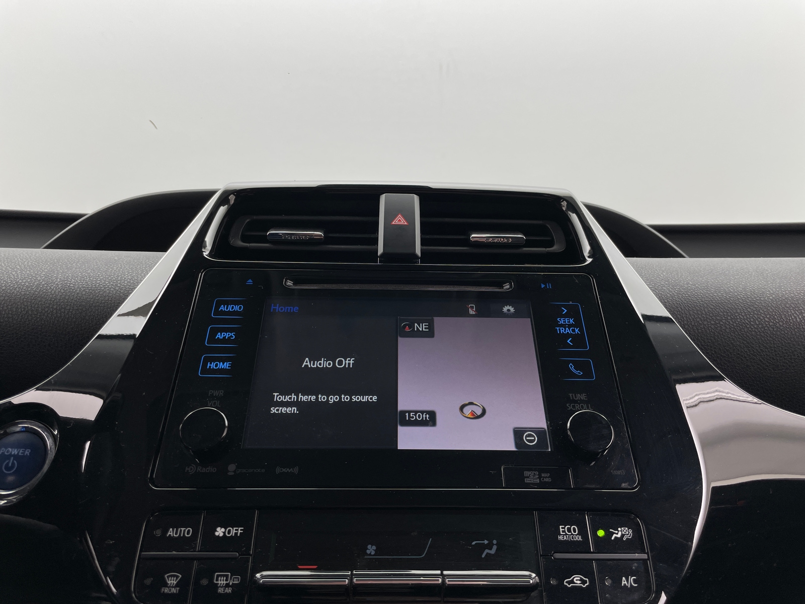 Thumbnail: 2016 Toyota Prius - 4