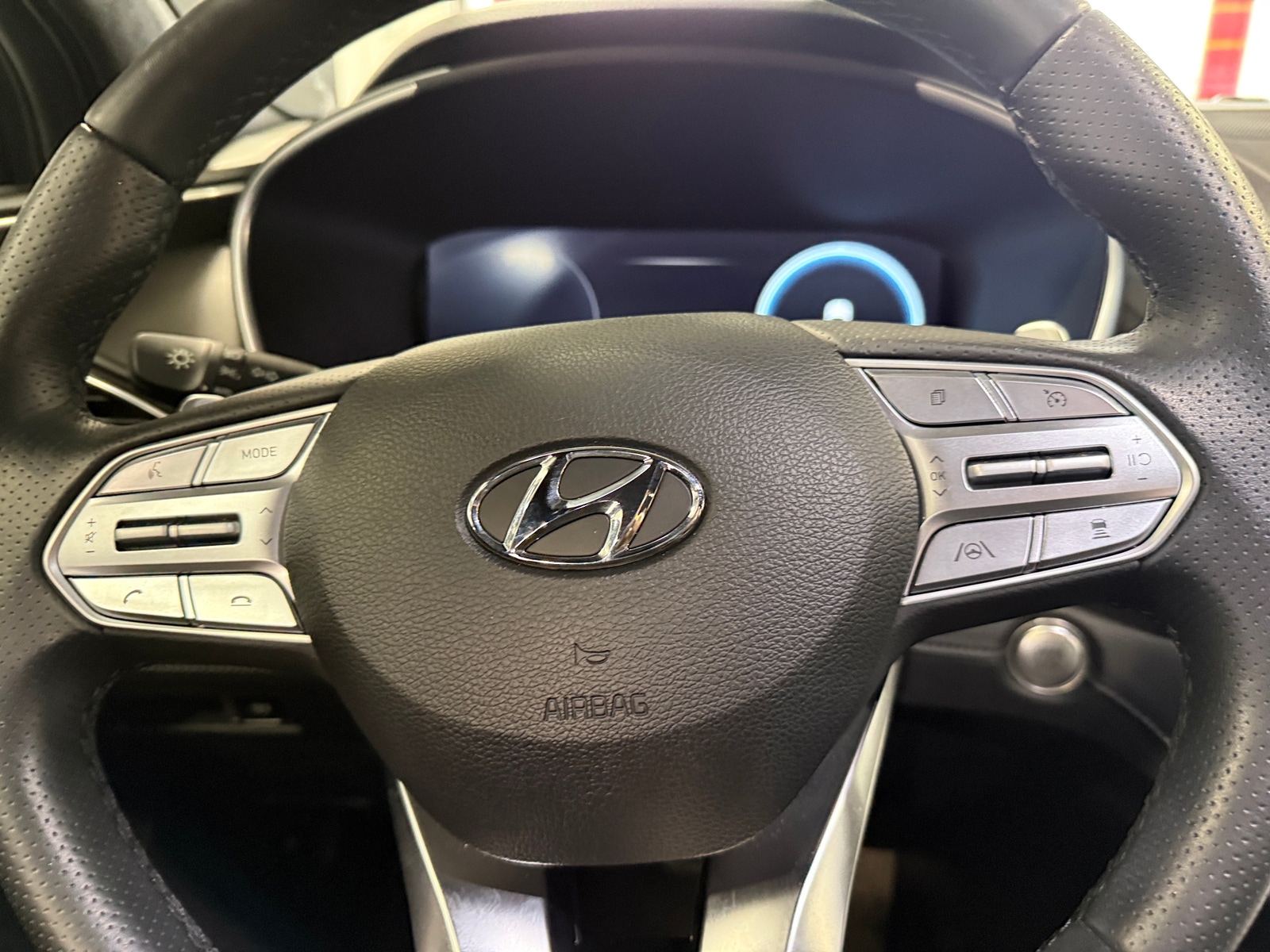 Thumbnail: 2023 Hyundai Santa Fe - 4